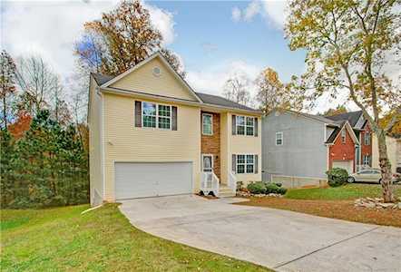 5514 Rock Lake Dr Atlanta, GA 30349