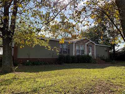 628 W Line Road Whitesboro, TX 76273