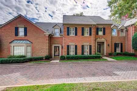 2803 Sharon View Rd Charlotte, NC 28210