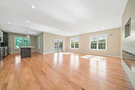 178 Robertson #PH8 Quincy, MA 02169