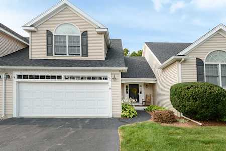 55 Edmonds Cir #55 Northbridge, MA 01588