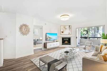 21450 Burbank Boulevard #110 Woodland Hills, CA 91367