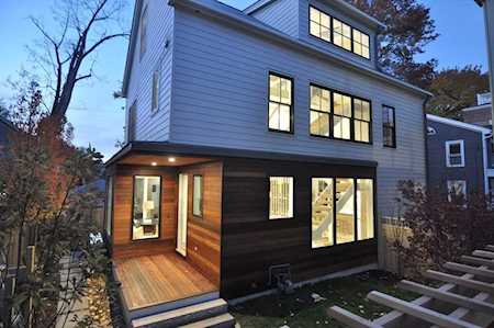 17 Ellsworth Avenue, Rear Cambridge, MA 02139