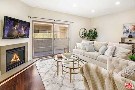 1744 Granville Avenue #102 Los Angeles, CA 90025