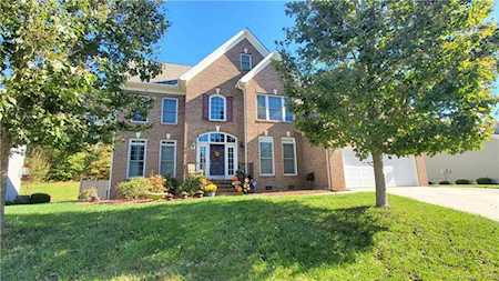 121 E Warfield Dr Mooresville, NC 28115