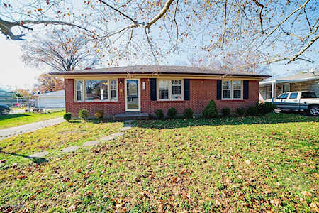 7706 Poinsettia Dr Louisville, KY 40258