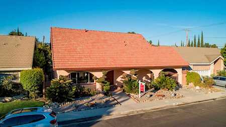 12513 Hesby Street Valley Village, CA 91607