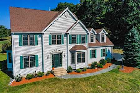 2 Winesap Way Ashland, MA 01721