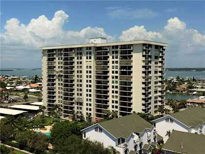 400 Island WAY #102 Clearwater, FL 33767