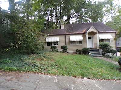 1068 Westshire Pl Atlanta, GA 30318