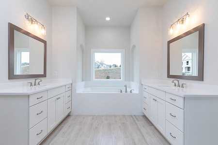 760 Fieldcrest Park Ln Alpharetta, GA 30004