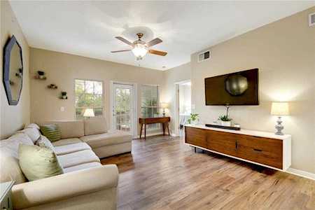6810 Deatonhill DR #3101 Austin, TX 78745