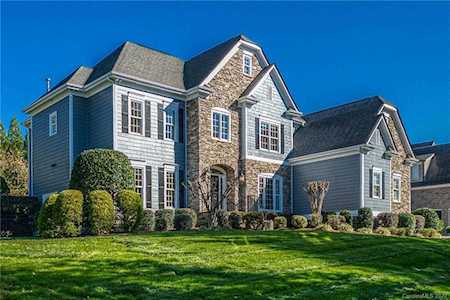 18705 Floyd Ct Davidson, NC 28036