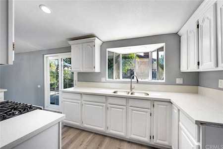 1736 E Chelsea Drive Anaheim, CA 92805