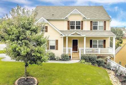 242 Creek View Ln Acworth, GA 30102