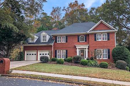 415 Kirkstall Trl Alpharetta, GA 30022