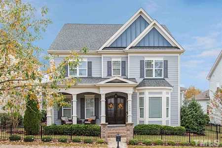 1909 Green Oaks Parkway Holly Springs, NC 27540