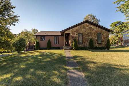 5814 Stone Bluff Rd Louisville, KY 40291