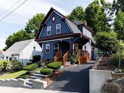 18 Mount Pleasant St Boston, MA 02136