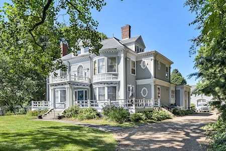 87 Washington St Newton, MA 02458