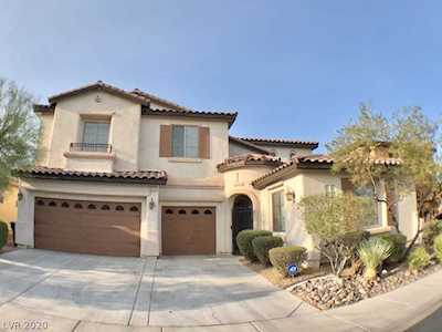 8224 Cupertino Heights Way Las Vegas, NV 89178