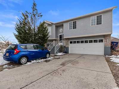 5503 Sun Cliff Ct Kearns, UT 84118