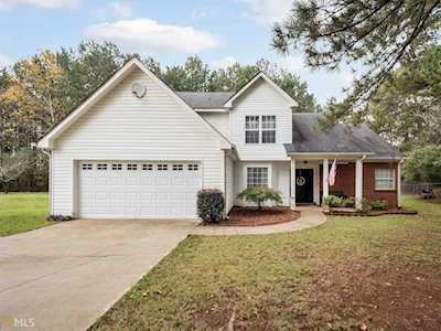 421 Kelleytown Woods Pkwy Mcdonough, GA 30252