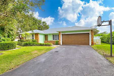 2153 NW 108th Ave Coral Springs, FL 33071