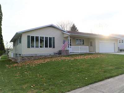 709 Beekman St Waupun, WI 53963