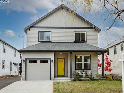 133 SE 55th Ave #A Portland, OR 97215