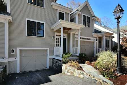 15 Wadsworth Ln #15 Wayland, MA 01778