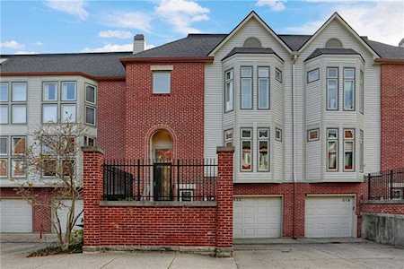 525 Lockerbie Circle N Indianapolis, IN 46202