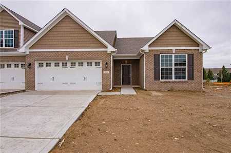 174 Mcrae Way Greenwood, IN 46143