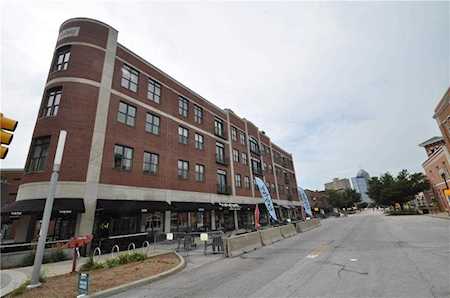 757 Massachusetts Ave #204 Indianapolis, IN 46204