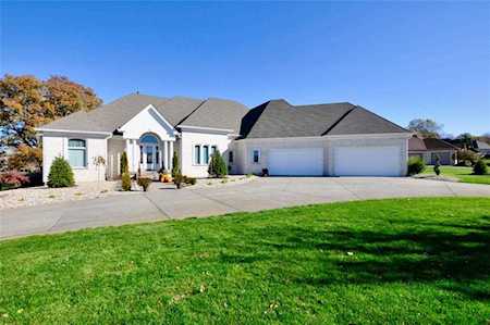 1761 Eagle Trace Dr Greenwood, IN 46143