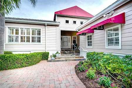 3463 Winding Oaks Dr #32 Longboat Key, FL 34228