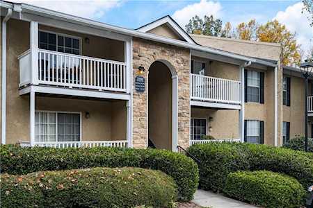 3160 Seven Pines Ct #204 Atlanta, GA 30339