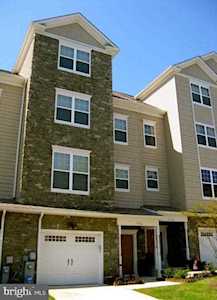 3784 Bedford Dr North Beach, MD 20714