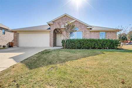 1502 Oak Park Lane Cedar Hill, TX 75104