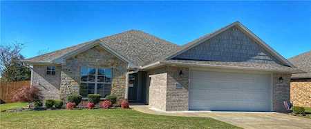 2233 Elfen Glen Van Buren, AR 72956