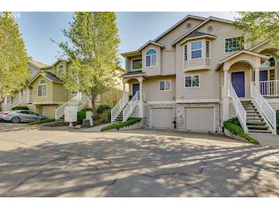 384 N Crystal Springs Ln Keizer, OR 97303