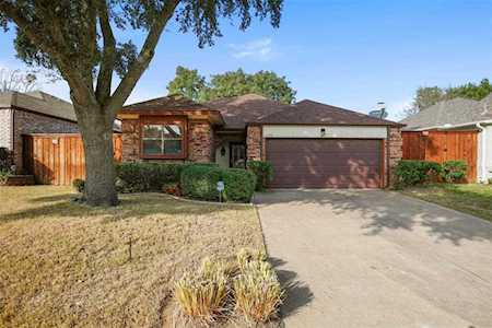 1506 Briarcrest Drive Grapevine, TX 76051