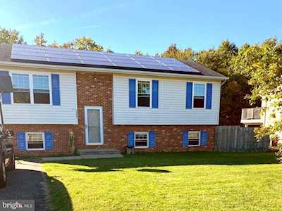22461 Sara Ct Great Mills, MD 20634