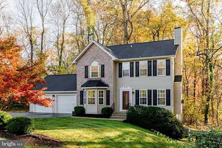 5236 Apple Way Saint Leonard, MD 20685