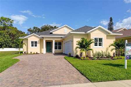 2984 Breezy Meadows Dr Clearwater, FL 33760