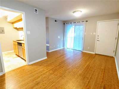3204 Menchaca RD #408 Austin, TX 78704