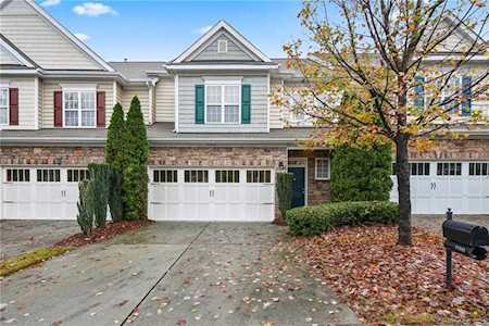 11048 Lucky Horseshoe Ln Charlotte, NC 28277