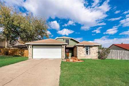 225 Sunset Drive Glenn Heights, TX 75154