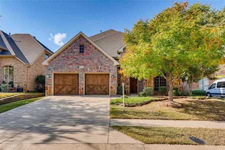 1414 Burnett Drive Lantana, TX 76226