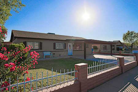 1747 W Pecan Road Phoenix, AZ 85041